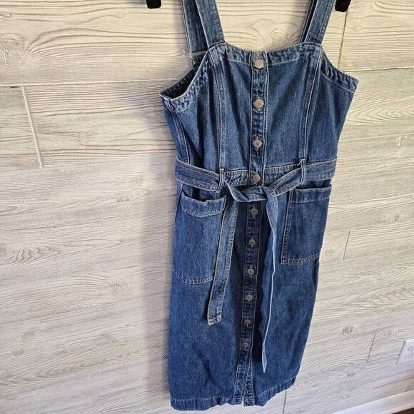 Levi's Calla Short Dress Denim Adjustable Womens SZ S 90s Inspired - Picture 3 of 9